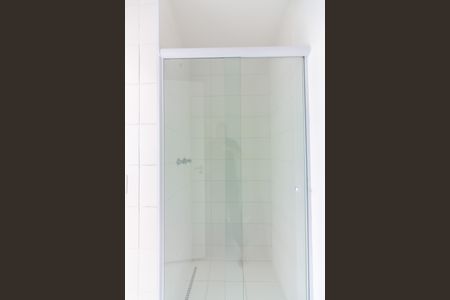 Apartamento para alugar com 55m², 2 quartos e 1 vaga Apartamento para alugar com 55m², 2 quartos e 1 vagaBanheiro da Suíte 2