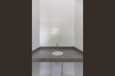 Apartamento para alugar com 55m², 2 quartos e 1 vaga Apartamento para alugar com 55m², 2 quartos e 1 vagaBanheiro da Suíte