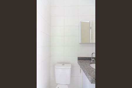 Apartamento para alugar com 55m², 2 quartos e 1 vaga Apartamento para alugar com 55m², 2 quartos e 1 vagaBanheiro da Suíte 2