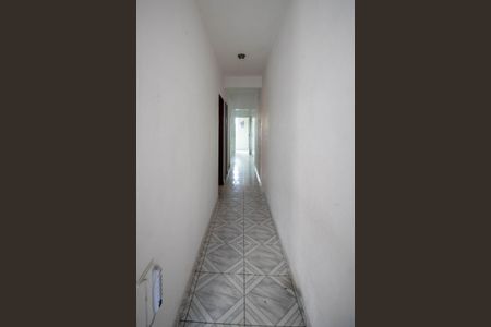 Corredor de casa para alugar com 1 quarto, 45m² em Parque Pinheiros, Taboão da Serra