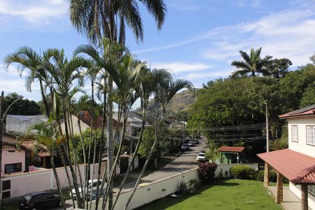 Casa de condomínio à venda com 260m², 4 quartos e 4 vagasVista da Rua