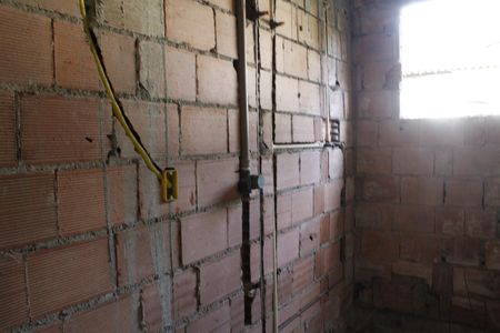 Banheiro de casa de condomínio à venda com 4 quartos, 260m² em Taquara, Rio de Janeiro