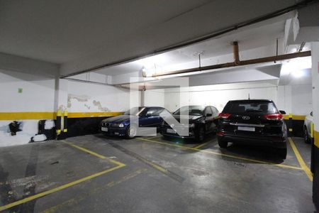 Apartamento para alugar com 90m², 2 quartos e 1 vaga Apartamento para alugar com 90m², 2 quartos e 1 vagaGaragem