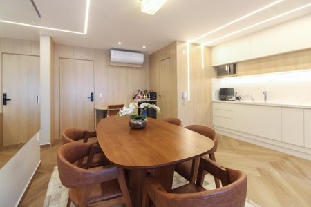 Apartamento à venda com 80m², 2 quartos e 1 vaga Apartamento à venda com 80m², 2 quartos e 1 vagaSala