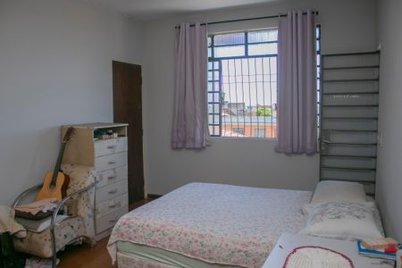 Casa à venda com 360m², 5 quartos e 6 vagas Casa à venda com 360m², 5 quartos e 6 vagasSuíte 2