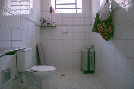 Casa à venda com 360m², 5 quartos e 6 vagas Casa à venda com 360m², 5 quartos e 6 vagasBanheiro da Suíte 3