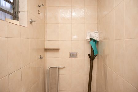 Casa à venda com 360m², 5 quartos e 6 vagas Casa à venda com 360m², 5 quartos e 6 vagasBanheiro da Suíte 2