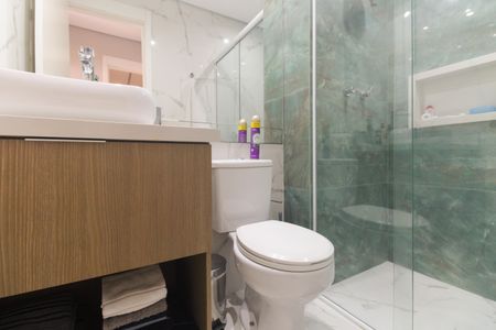 Apartamento à venda com 68m², 2 quartos e 1 vagaBanheiro Suíte 