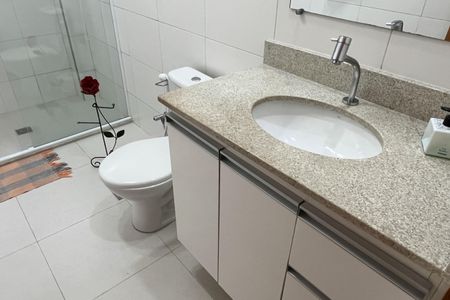 Apartamento para alugar com 153m², 3 quartos e 1 vagaBanheiro