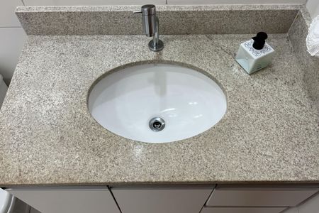 Apartamento para alugar com 153m², 3 quartos e 1 vagaBanheiro