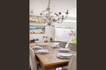 Casa à venda com 5 quartos, 1500m² em Vargem Grande, Rio de Janeiro