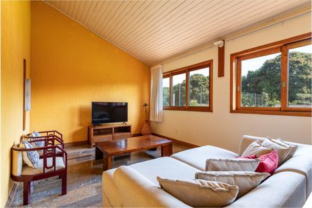 Casa à venda com 1500m², 5 quartos e 5 vagasSala