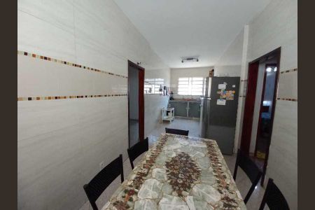 Casa à venda com 298m², 5 quartos e 3 vagas