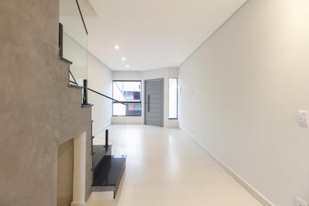 Casa à venda com 3 quartos, 140m² em Vila Santa Isabel, São Paulo