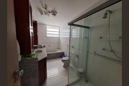 Apartamento à venda com 367m², 4 quartos e 2 vagas