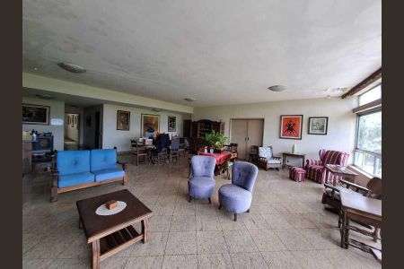 Apartamento à venda com 367m², 4 quartos e 2 vagas