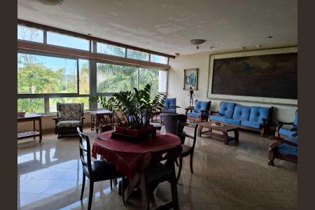 Apartamento à venda com 367m², 4 quartos e 2 vagas