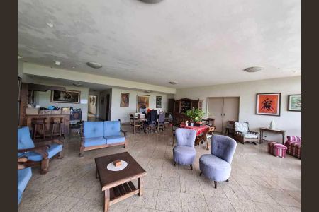 Apartamento à venda com 367m², 4 quartos e 2 vagas