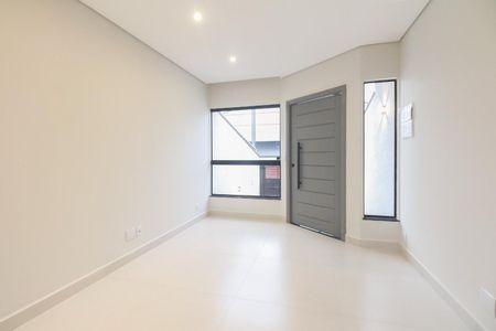 Casa à venda com 3 quartos, 140m² em Vila Santa Isabel, São Paulo