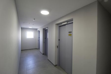 Apartamento à venda com 39m², 2 quartos e 1 vagaCorredor