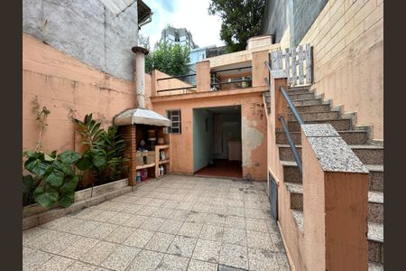 Casa à venda com 211m², 2 quartos e 2 vagasChurrasqueira
