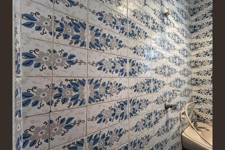 Casa à venda com 211m², 2 quartos e 2 vagasBanheiro de serviço