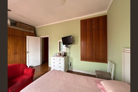 Casa à venda com 211m², 2 quartos e 2 vagasQuarto 1