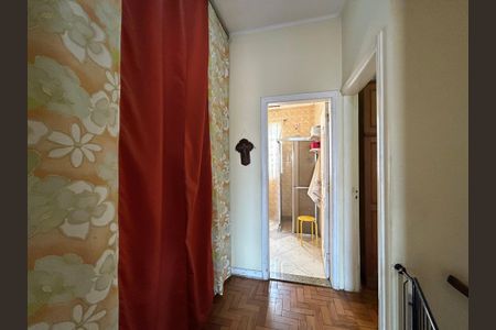 Casa à venda com 211m², 2 quartos e 2 vagasCorredor