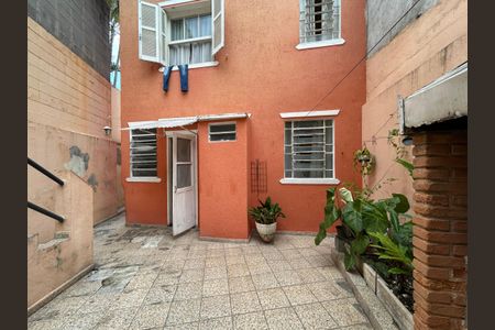 Casa à venda com 211m², 2 quartos e 2 vagasChurrasqueira