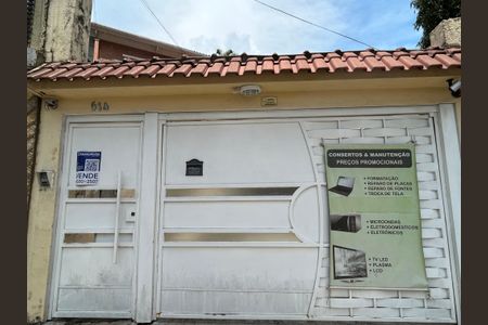 Casa à venda com 211m², 2 quartos e 2 vagasFachada