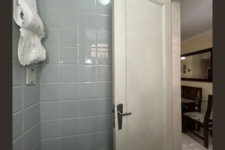 Casa à venda com 211m², 2 quartos e 2 vagasLavabo