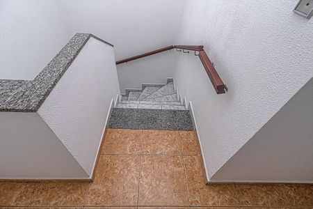 acesso para os pisos_2 de casa para alugar com 3 quartos, 230m² em Vila Santa Teresa (zona Sul), São Paulo