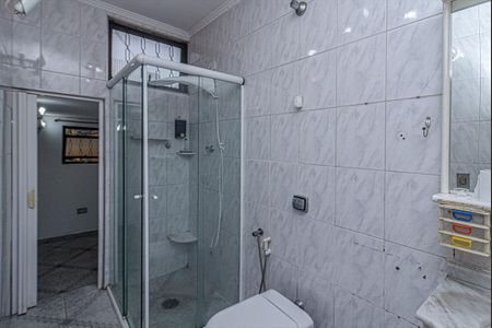 Casa para alugar com 230m², 3 quartos e 3 vagas Casa para alugar com 230m², 3 quartos e 3 vagasbanheiro na suíte_1