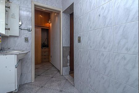 Casa para alugar com 230m², 3 quartos e 3 vagas Casa para alugar com 230m², 3 quartos e 3 vagasbanheiro na suíte_4