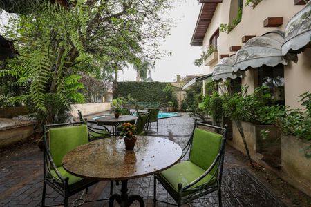 Casa à venda com 447m², 5 quartos e 4 vagasÁrea externa