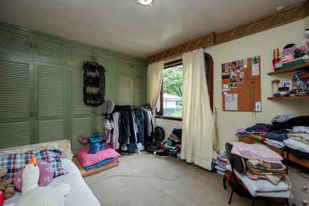 Casa à venda com 447m², 5 quartos e 4 vagasQuarto 3