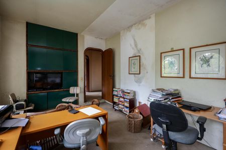 Casa à venda com 447m², 5 quartos e 4 vagasQuarto 5