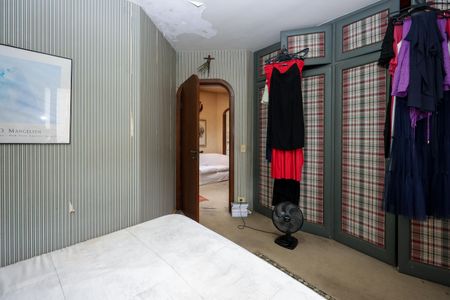 Casa à venda com 447m², 5 quartos e 4 vagasSuíte 1