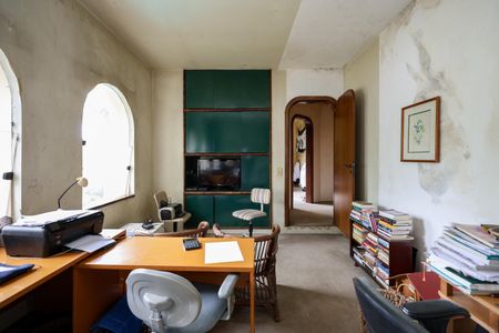 Casa à venda com 447m², 5 quartos e 4 vagasQuarto 5