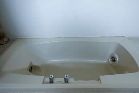 Casa à venda com 447m², 5 quartos e 4 vagasBanheiro da Suíte 2