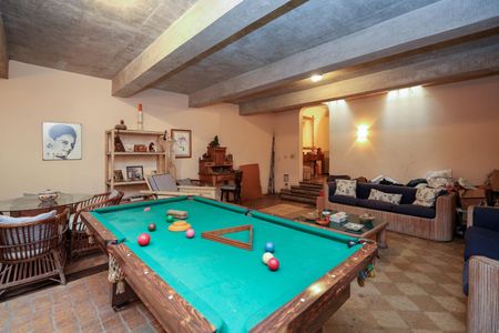 Casa à venda com 447m², 5 quartos e 4 vagasSalão de Festas