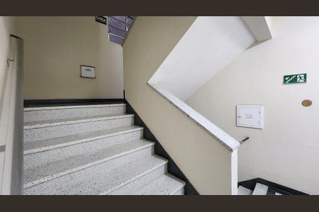 Apartamento para alugar com 135m², 3 quartos e 1 vagaEscada