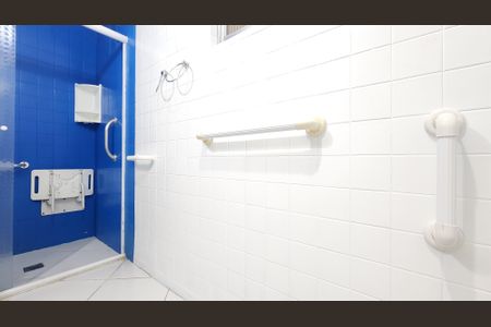 Apartamento para alugar com 135m², 3 quartos e 1 vagaDetalhe do banheiro