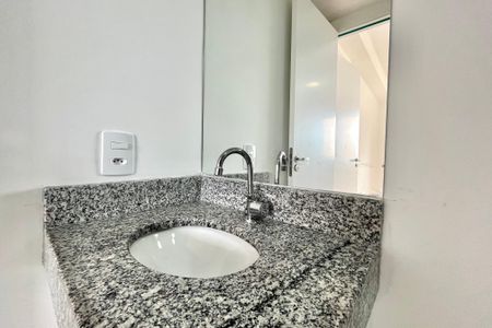 Apartamento para alugar com 30m², 1 quarto e sem vagaBanheiro da Suíte