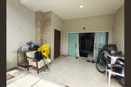 Casa para alugar com 150m², 3 quartos e 2 vagas Casa para alugar com 150m², 3 quartos e 2 vagasGaragem / Quintal