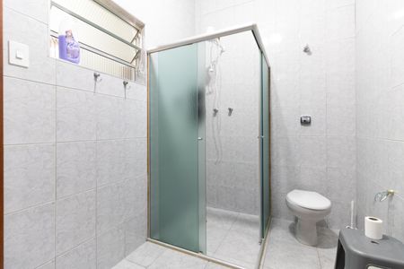 Casa à venda com 185m², 3 quartos e 2 vagas Casa à venda com 185m², 3 quartos e 2 vagasBanheiro Social