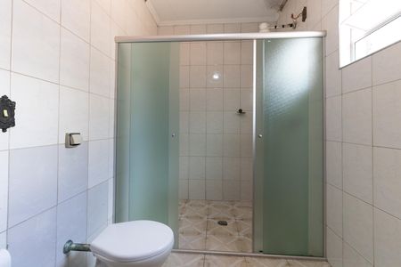 Casa à venda com 185m², 3 quartos e 2 vagas Casa à venda com 185m², 3 quartos e 2 vagasBanheiro da Suíte