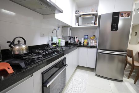 Apartamento à venda com 64m², 2 quartos e 1 vaga Apartamento à venda com 64m², 2 quartos e 1 vagaCozinha
