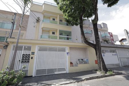 Apartamento à venda com 64m², 2 quartos e 1 vaga Apartamento à venda com 64m², 2 quartos e 1 vagaFachada