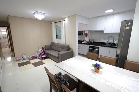 Sala de apartamento à venda com 2 quartos, 64m² em Campestre, Santo André